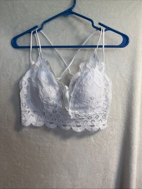 Zenana Outfitters White Lace Bralette Camisole